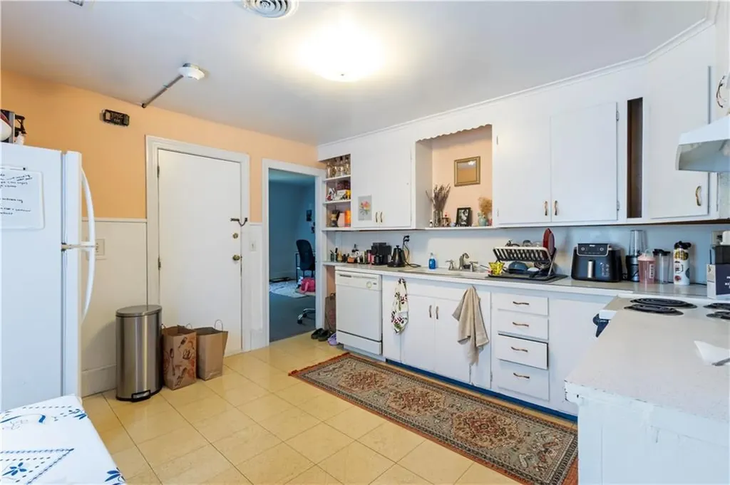 176 Williams Street Providence RI 02906