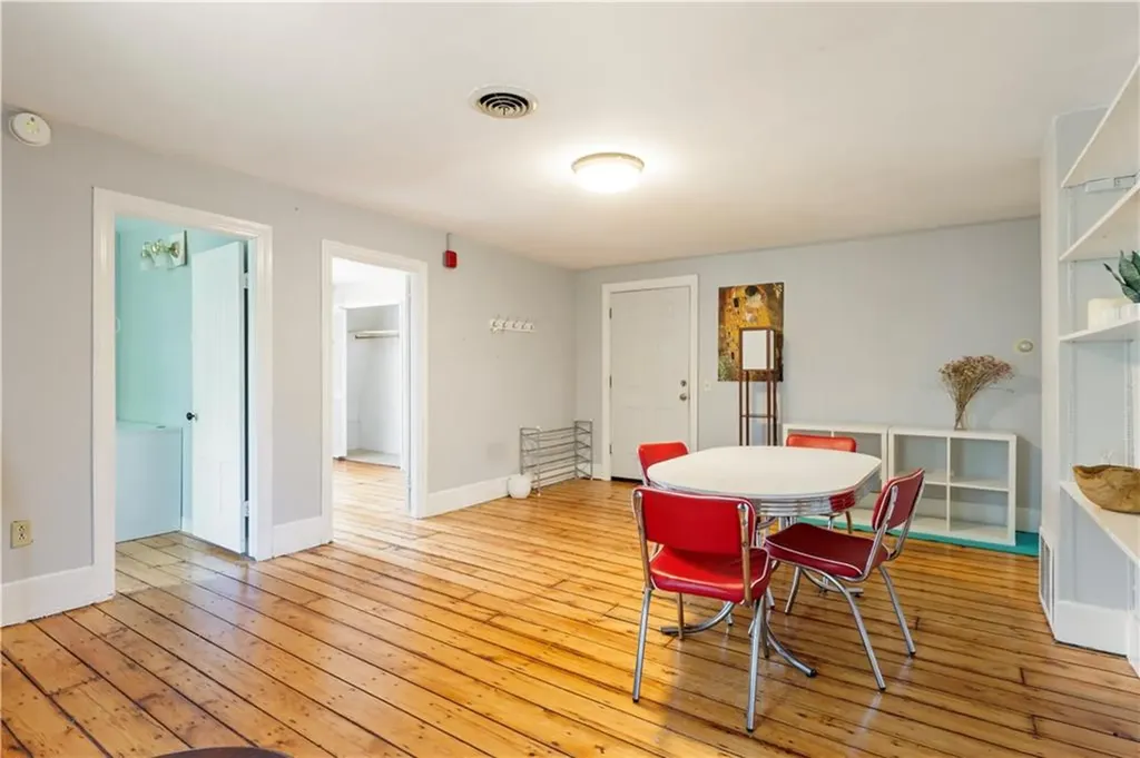 176 Williams Street Providence RI 02906