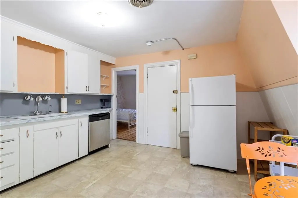 176 Williams Street Providence RI 02906