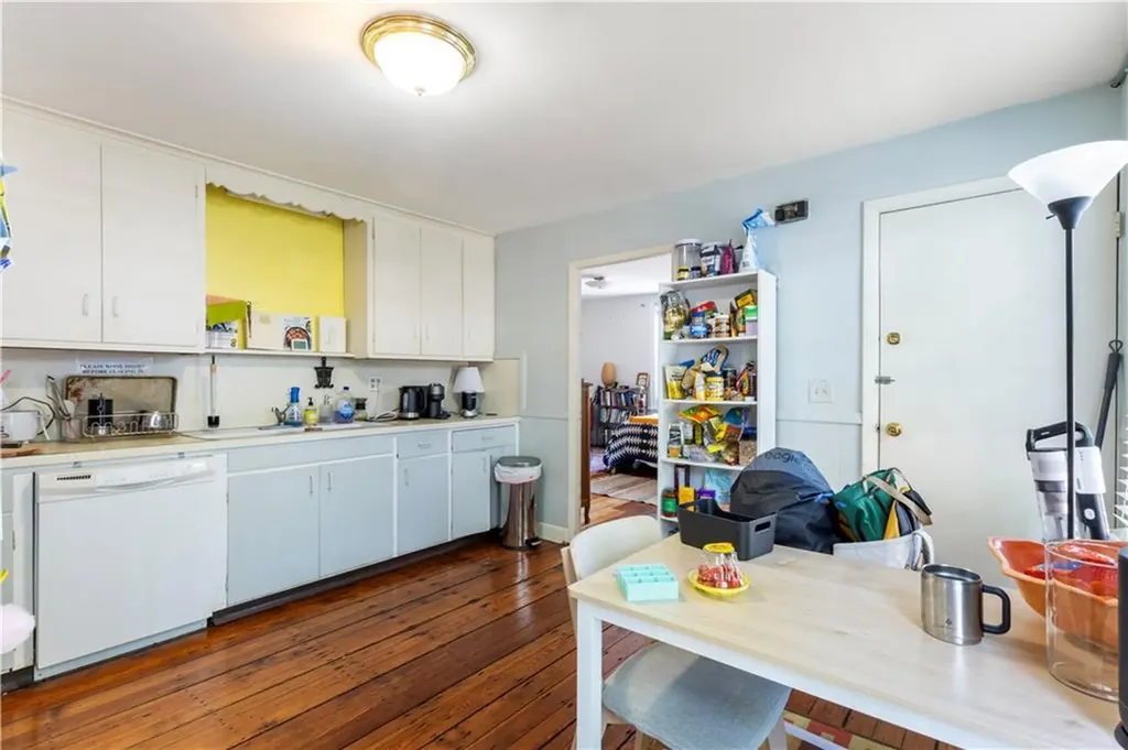176 Williams Street Providence RI 02906