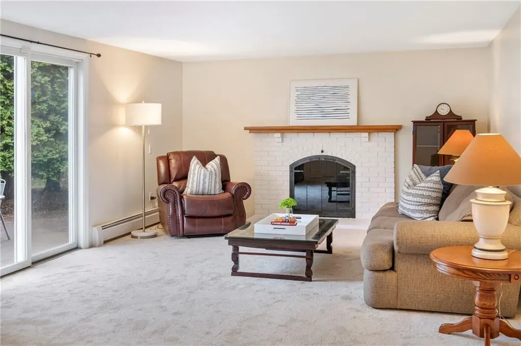 215 Harris Avenue Portsmouth RI 02871