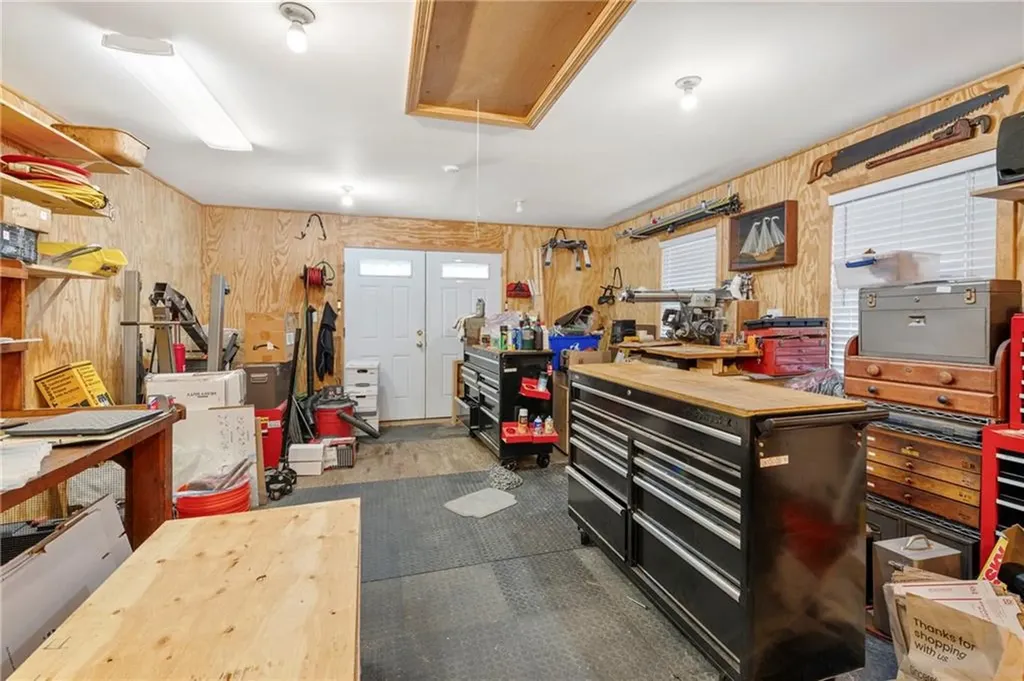 215 Harris Avenue Portsmouth RI 02871