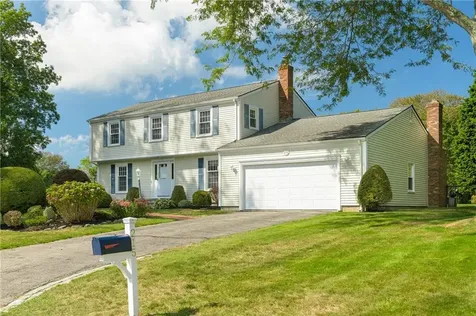 215 Harris Avenue Portsmouth RI 02871