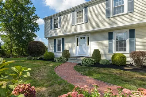 215 Harris Avenue Portsmouth RI 02871