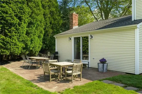 215 Harris Avenue Portsmouth RI 02871