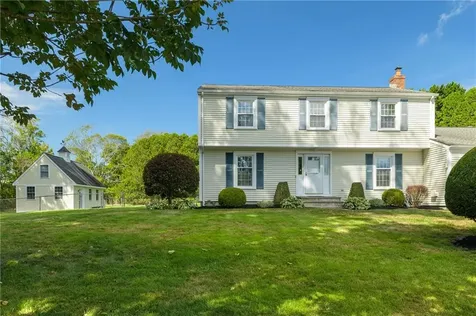 215 Harris Avenue Portsmouth RI 02871