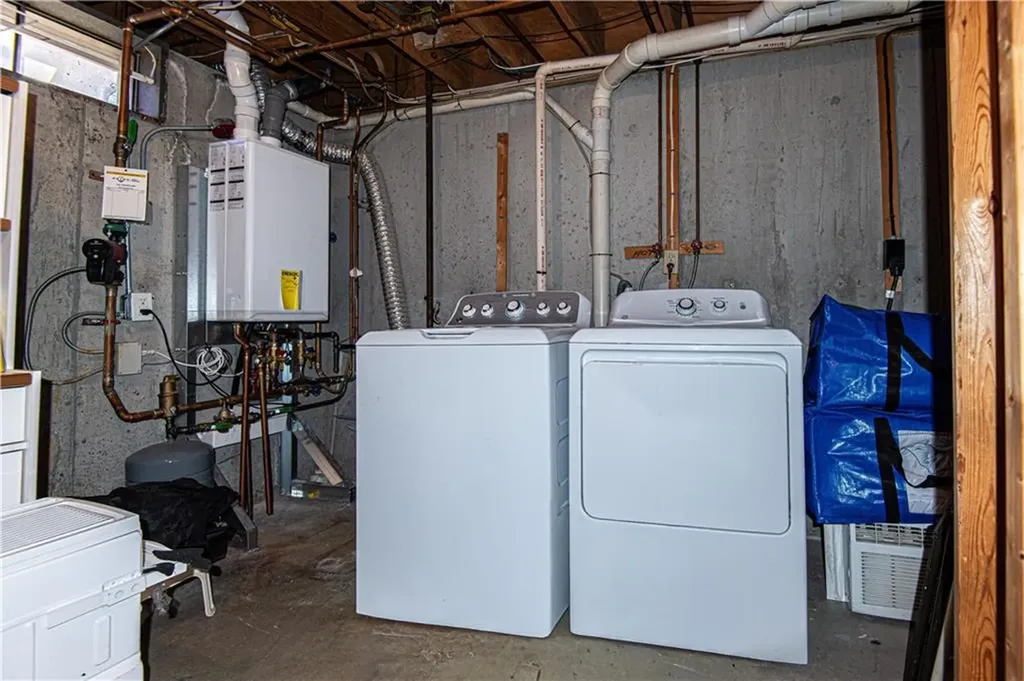 17 Packard Avenue North Providence RI 02911