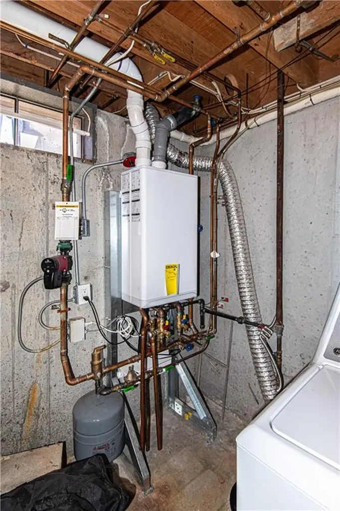 17 Packard Avenue North Providence RI 02911