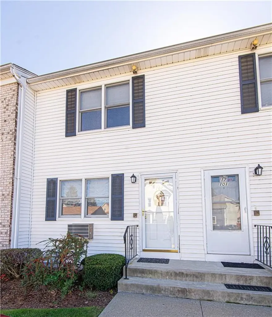 17 Packard Avenue North Providence RI 02911