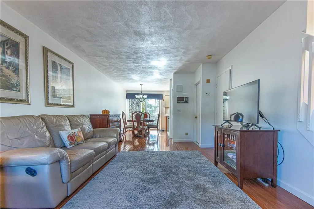 17 Packard Avenue North Providence RI 02911