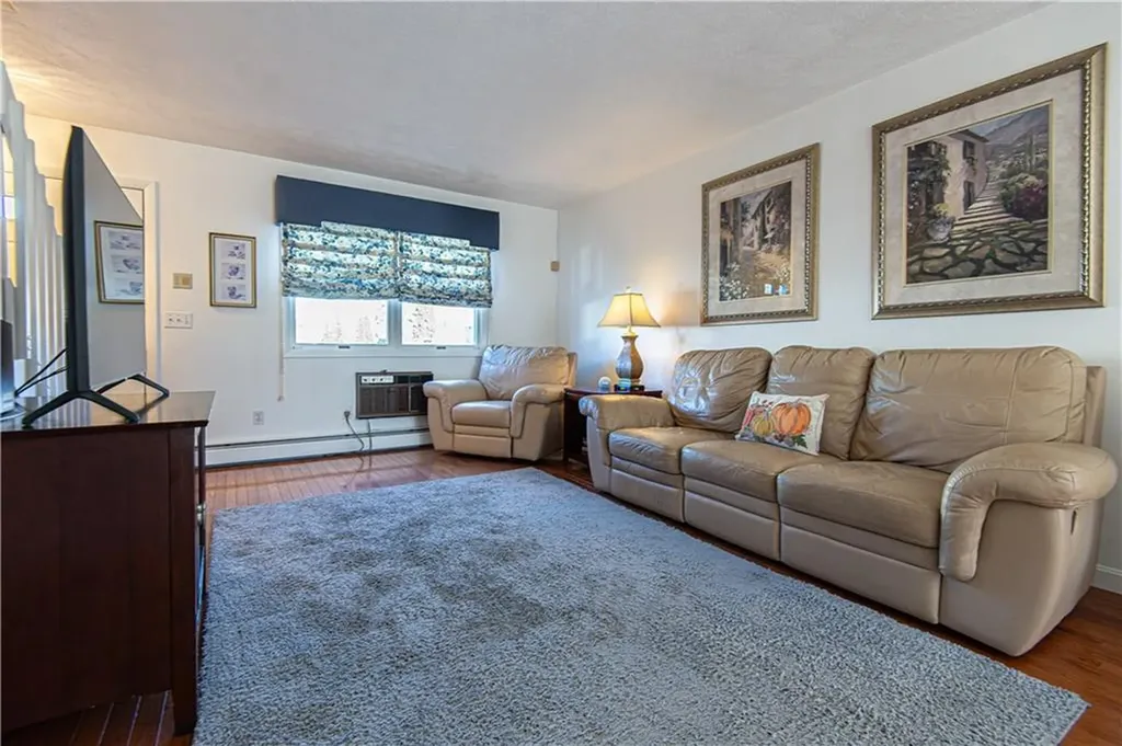 17 Packard Avenue North Providence RI 02911