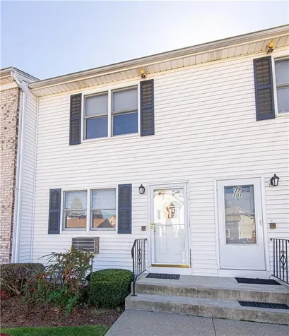 17 Packard Avenue North Providence RI 02911