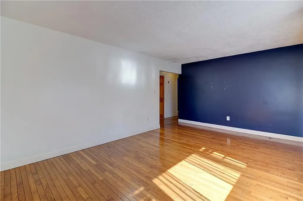 11 Golden Boulevard North Smithfield RI 02896