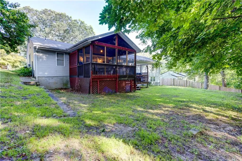 11 Golden Boulevard North Smithfield RI 02896