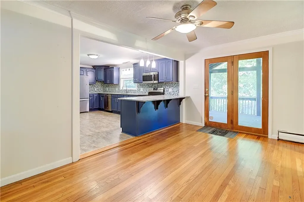 11 Golden Boulevard North Smithfield RI 02896