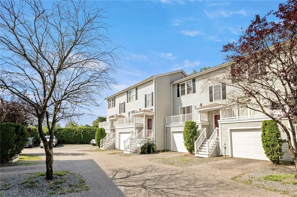 5 Morrill Lane North Providence RI 02904