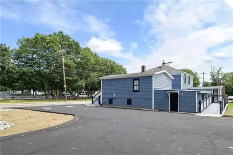 14 16 W Natick Road Warwick RI 02886