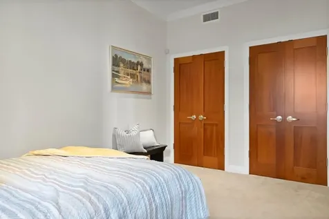 341 Thames Street Bristol RI 02809