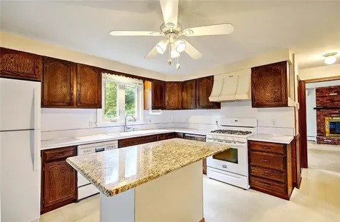 53 Sherman Avenue Bristol RI 02809