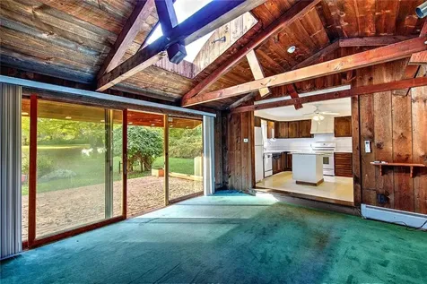 53 Sherman Avenue Bristol RI 02809