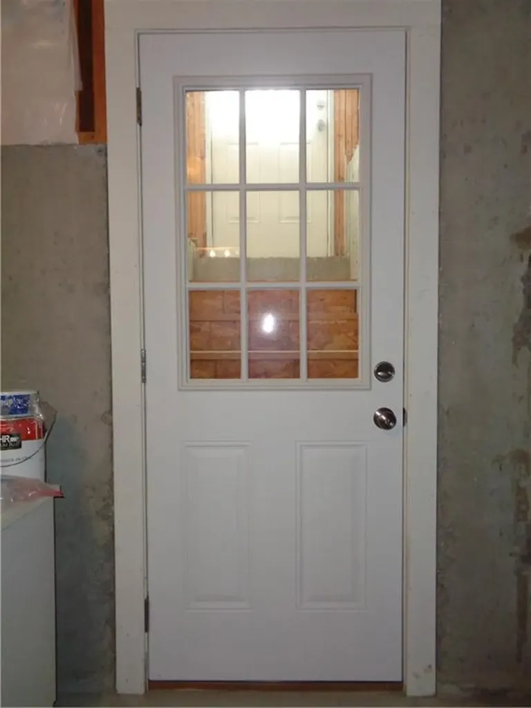 9 Gray Coach East Cranston RI 02921