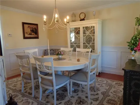 9 Gray Coach East Cranston RI 02921