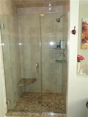 9 Gray Coach East Cranston RI 02921