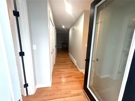 7 Simmons Road Barrington RI 02806