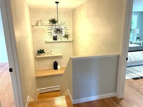 7 Simmons Road Barrington RI 02806