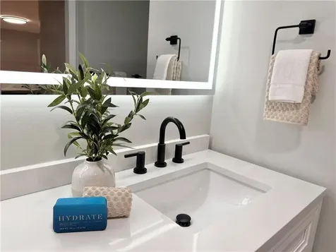 7 Simmons Road Barrington RI 02806