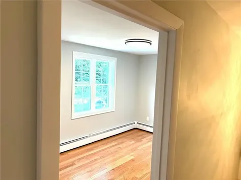 7 Simmons Road Barrington RI 02806