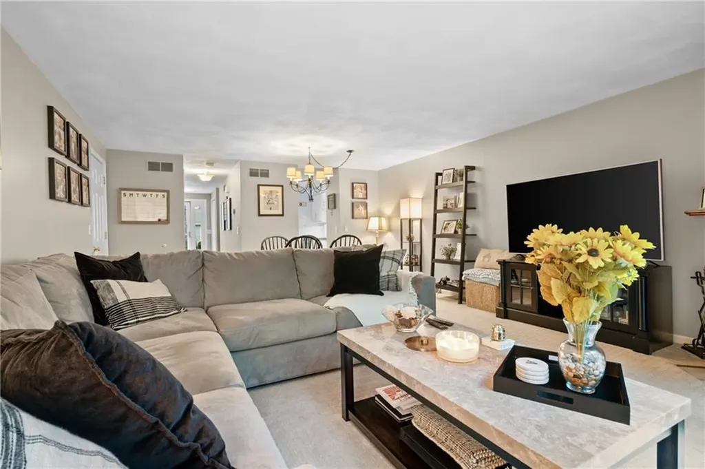 161 West Shore Road Warwick RI 02889