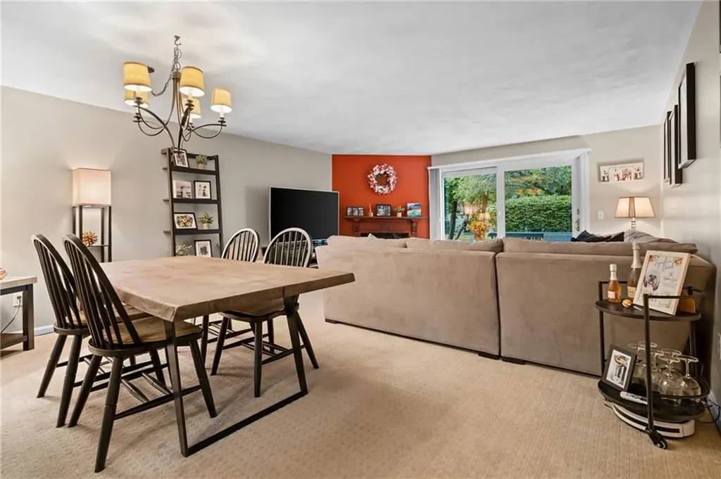 161 West Shore Road Warwick RI 02889