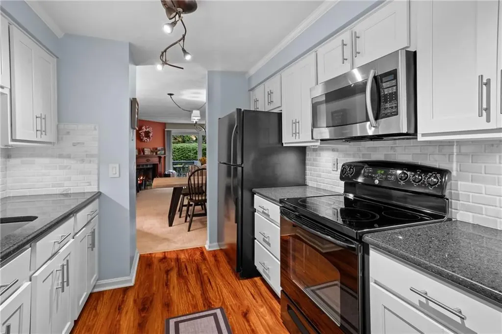 161 West Shore Road Warwick RI 02889