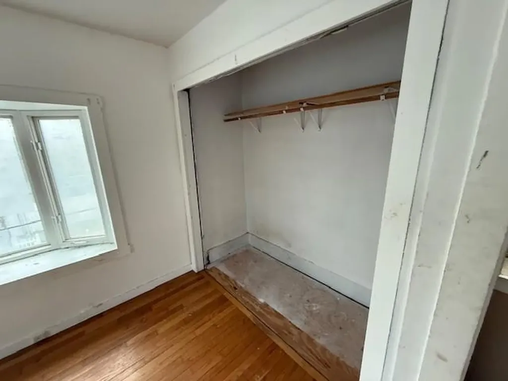 17 Wilson Avenue Woonsocket RI 02895