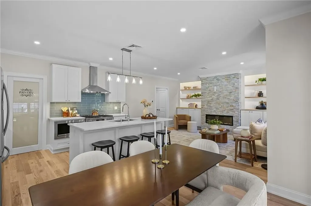 191 Pippin Orchard Road Cranston RI 02921