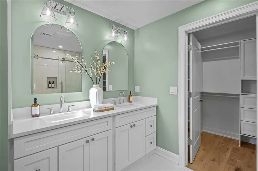 191 Pippin Orchard Road Cranston RI 02921