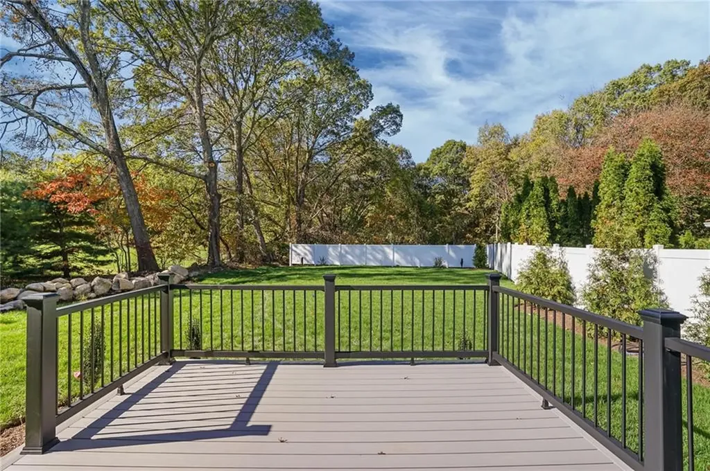 191 Pippin Orchard Road Cranston RI 02921