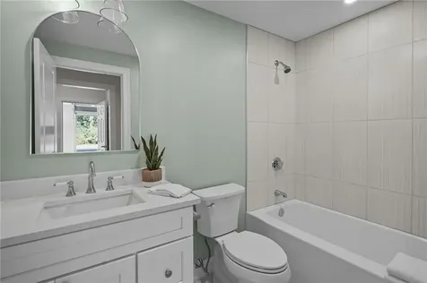 191 Pippin Orchard Road Cranston RI 02921