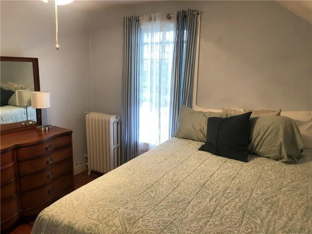 30 Simmons Street Newport RI 02840