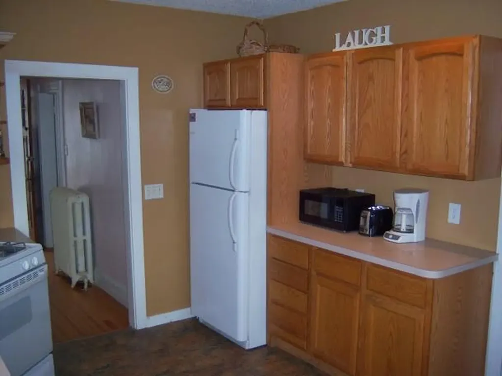 30 Simmons Street Newport RI 02840