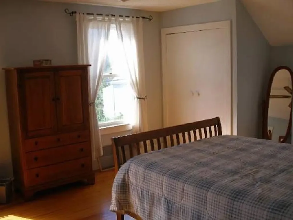 30 Simmons Street Newport RI 02840