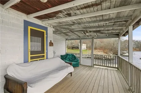 507 Stafford Road Tiverton RI 02878