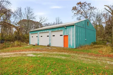 507 Stafford Road Tiverton RI 02878