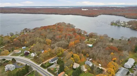 507 Stafford Road Tiverton RI 02878