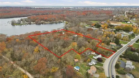 507 Stafford Road Tiverton RI 02878