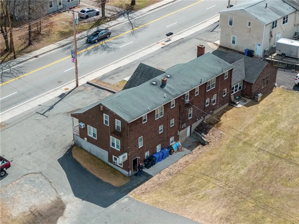 2220 2222 Diamond Hill Road Cumberland RI 02864