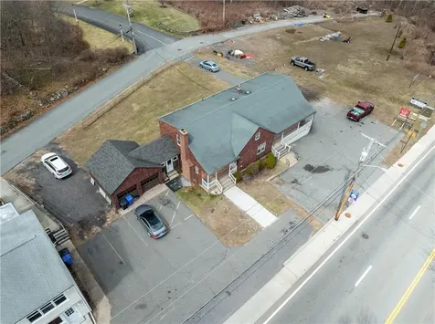 2220 2222 Diamond Hill Road Cumberland RI 02864