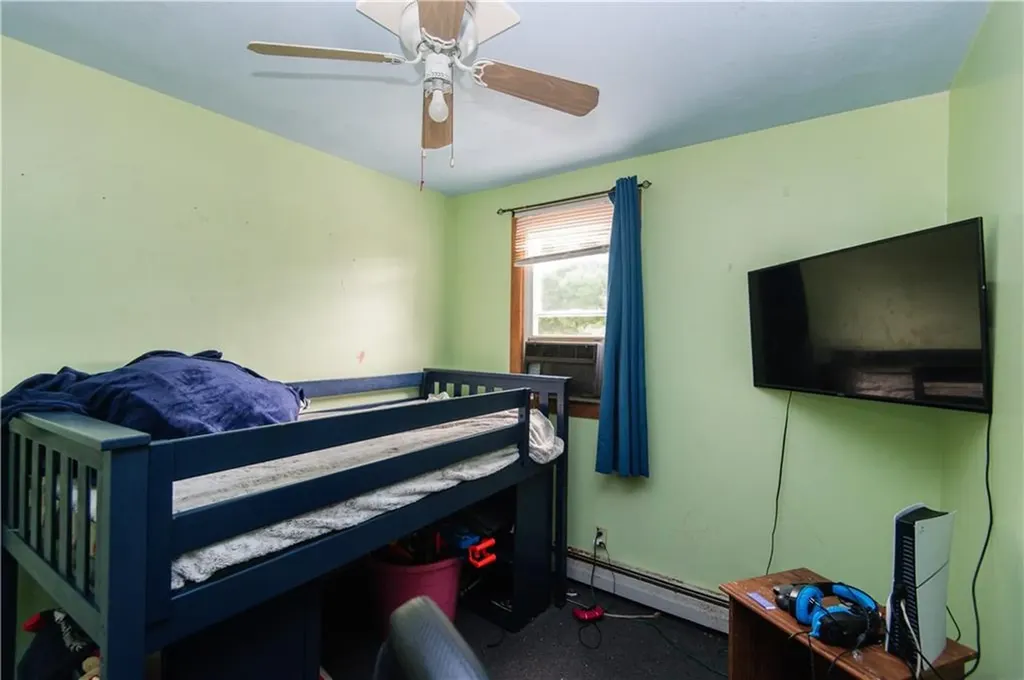 46 Verndale Street Warwick RI 02889