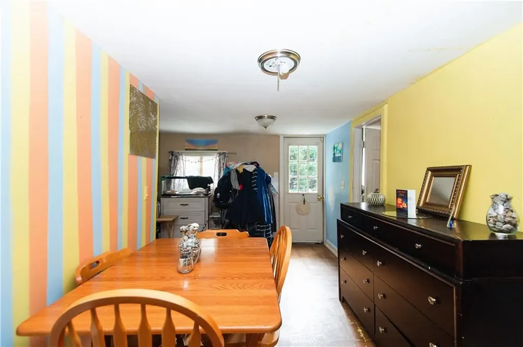 46 Verndale Street Warwick RI 02889